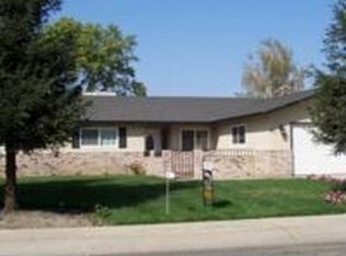 3340 W Coppola Ave, Visalia, CA 93277