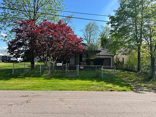 626 Flora Ave Photo 1
