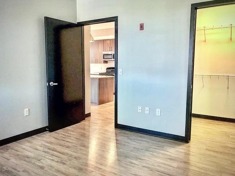 1530 N Jackson St #401 — Photo 14
