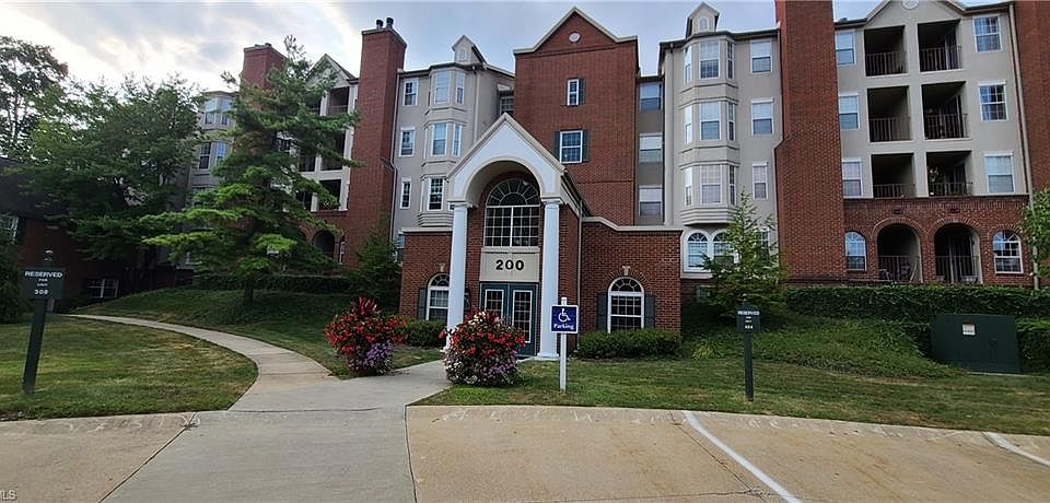 1st image of 200 Fox Hollow Dr APT 408