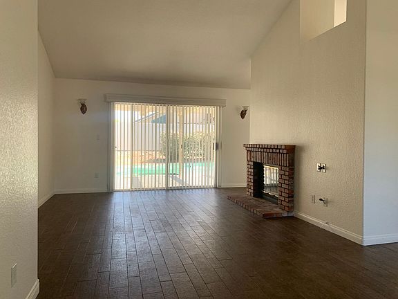 3rd image of 28918 Loire Valley Ln