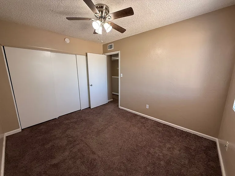 1720 Orange St — Photo 12