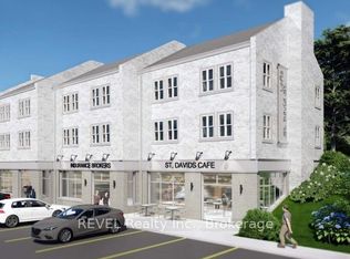 13 Saint Davids St W, Thorold, ON L2V2L1