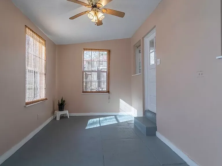 2054 Oklahoma St — Photo 17