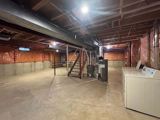 536 Thorndale Dr — Photo 9