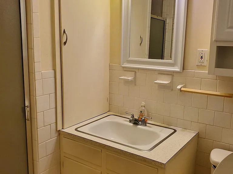 145 S Beadle Rd — Photo 12