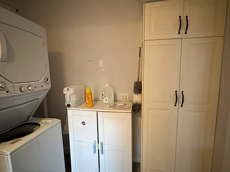 25 S Monroe St #2 — Photo 13