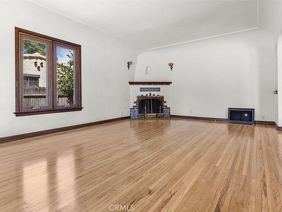 4th image of 3569 Bandini Ave