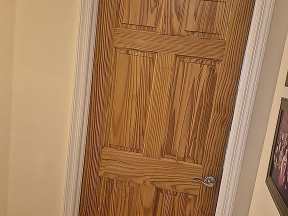 4th image of 573 Grand St APT D105