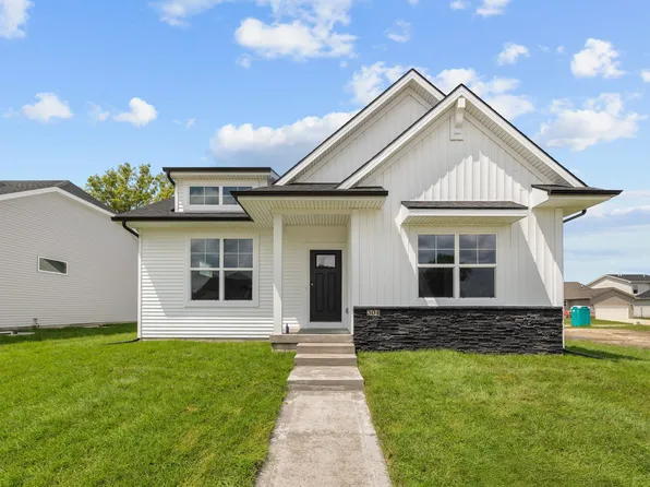 304 Veterans Blvd, Knoxville, IA 50138