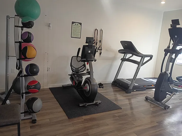 Catalina Luxury Apartments — Photo 31