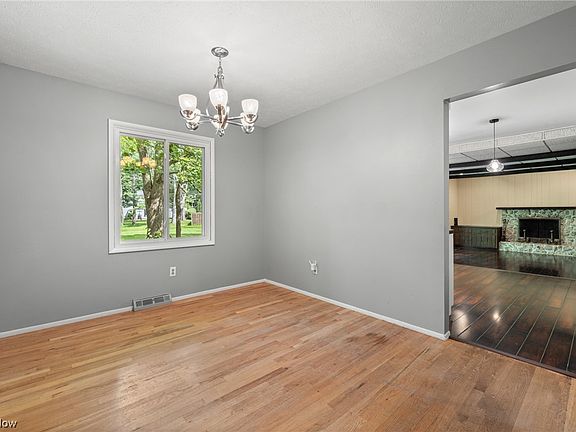 5th image of 6795 Glenallen Ave