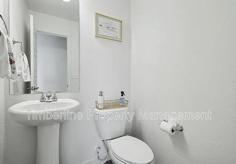 6020 Ashmore Ln — Photo 10