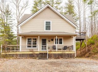 241 Banks Creek Rd, Burnsville, NC 28714