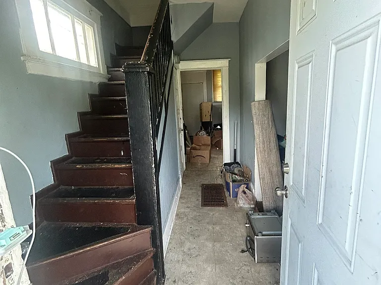 5230 Thrush Ave — Photo 35