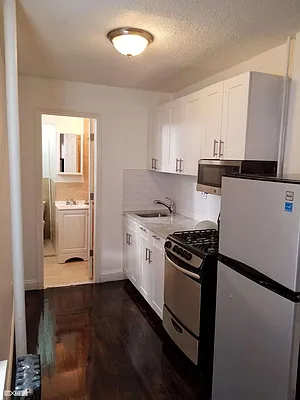 Rented by Citi Habitats | media 31