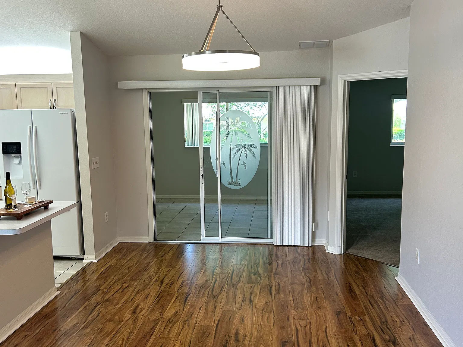 2 bed, 1867 sqft, $2,200 — Photo 3