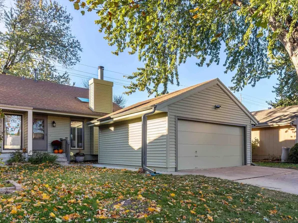 12063 Patrick Ave, Omaha, NE 68164