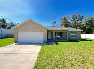 190 Fisher Way, Ocklawaha, FL 32179