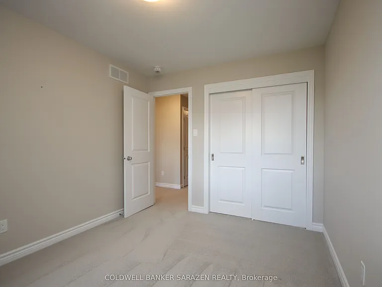 4043 Kelly Farm Dr — Photo 36