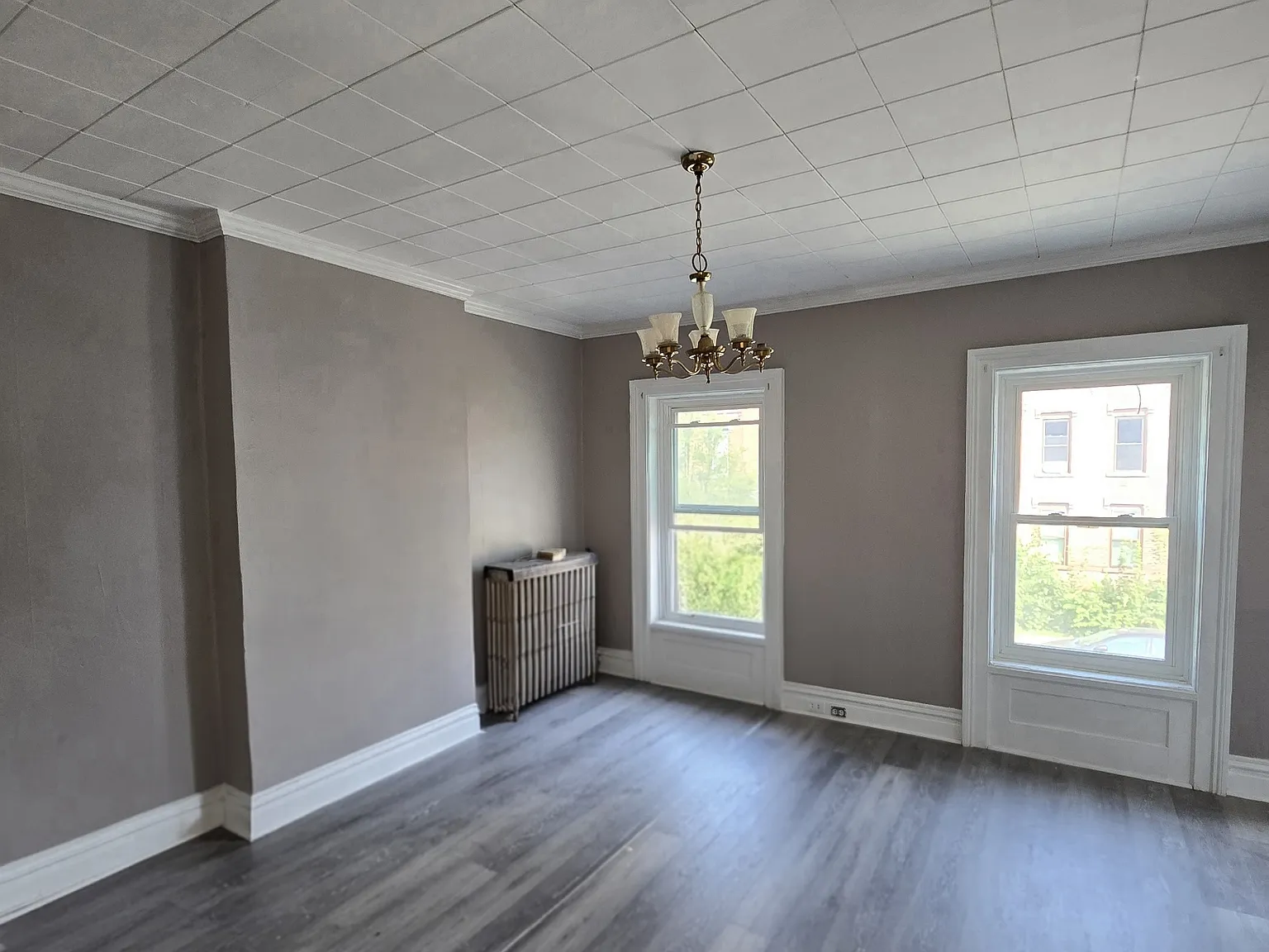 3 bed, 2269 sqft, $1,800 — Photo 1