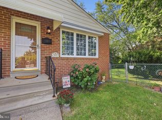 7835 Lawndale Ave, Philadelphia, PA 19111