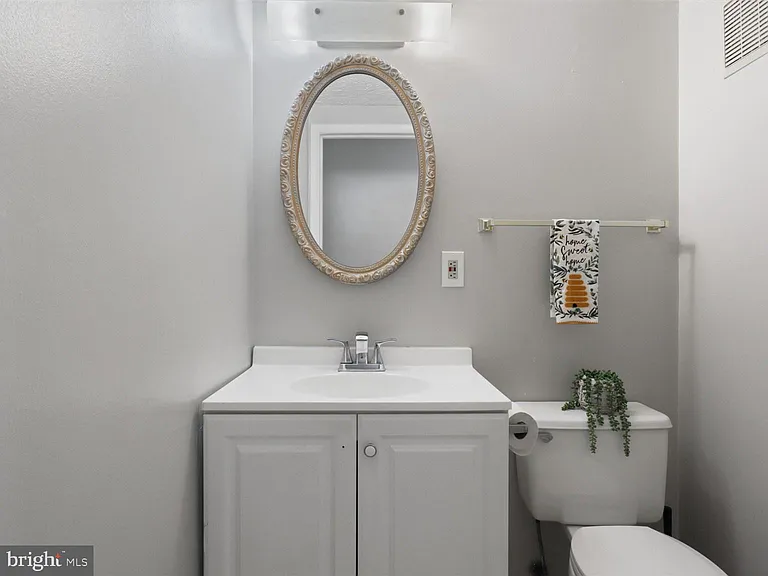 8463 Monarch Ct — Photo 7
