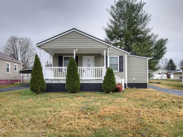 1004 Dejarnette St, Elizabethton, TN 37643