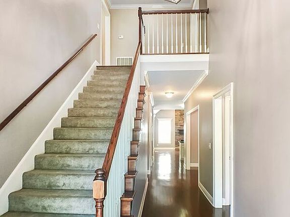 2nd image of 4215 Midway Ln