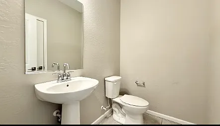 17381 W Daley Ln — Photo 16