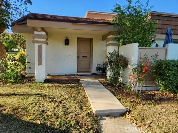 10161 Larwin Ave Unit 1, Chatsworth, CA 91311