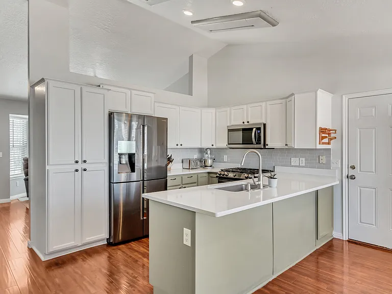 5943 Genoa Ln — Photo 19