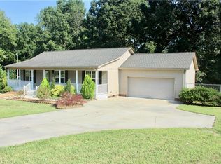 674 Tyro School Rd, Lexington, NC 27295