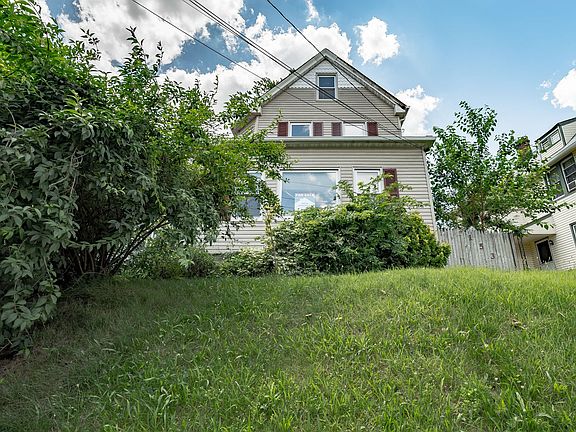4th image of 153 Academy St