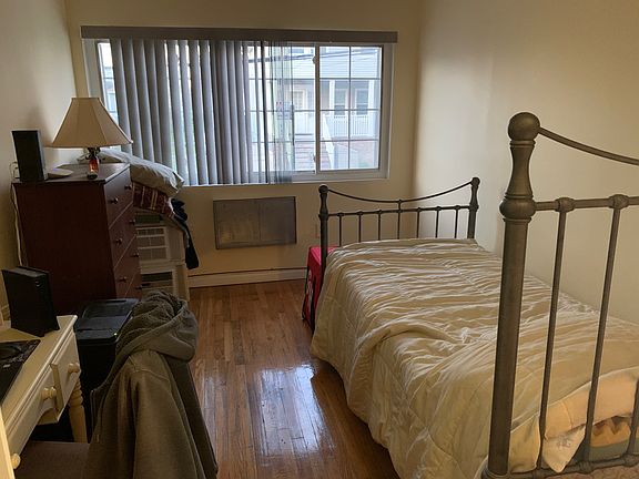 2nd image of 171 Beach 91st St Floor 1