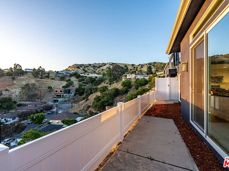 10321 Sala Pl — Photo 26