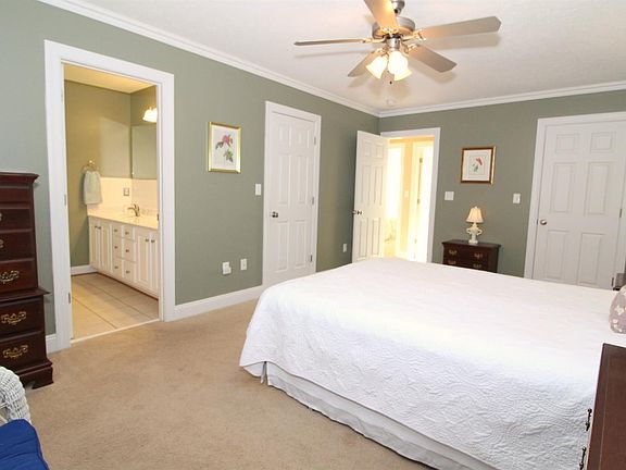 4th image of 111 Delaney Dr