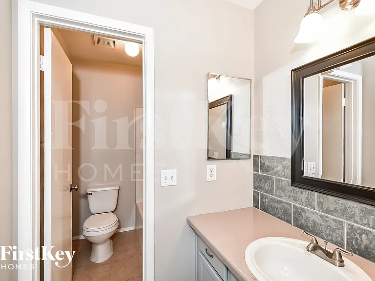 7233 Scenic Desert Ct — Photo 13