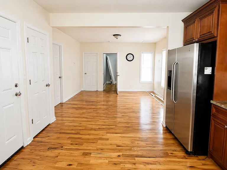 192 Benham Ave #2 — Photo 3