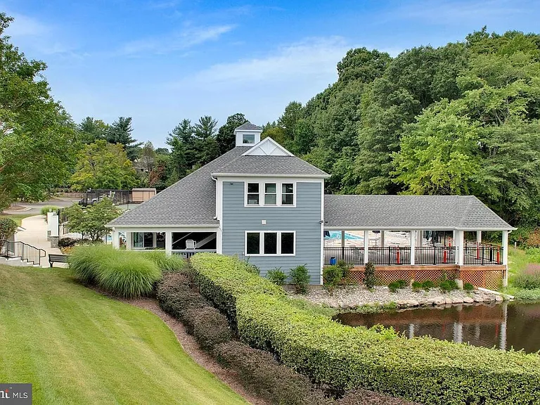 3610 Eagle Rock Ct — Photo 42