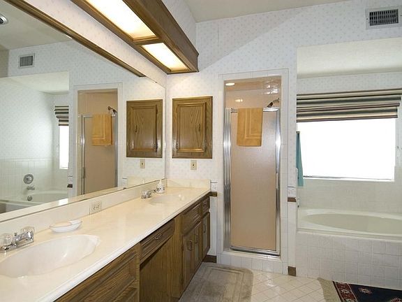 2nd image of 19814 Oak Green Ct