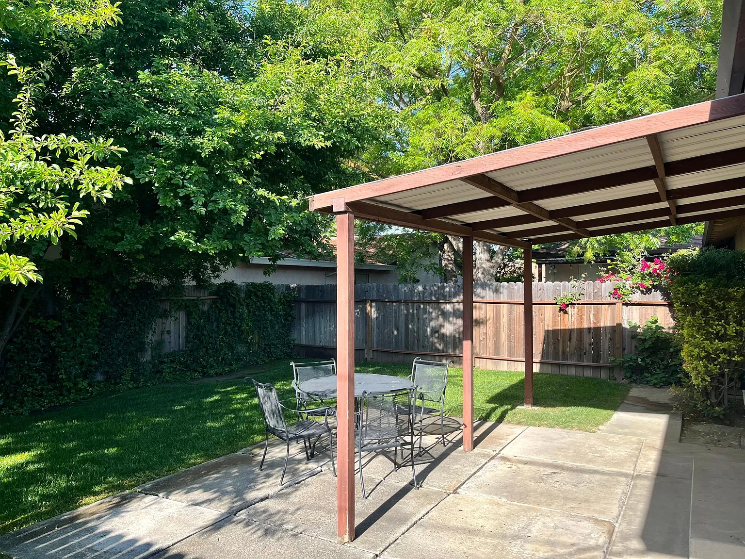 2 bed, 895 sqft, $2,595 — Photo 4