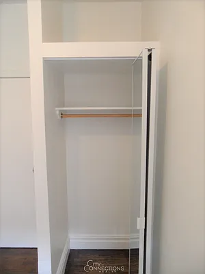 Rented by City Connections Realty | media 8