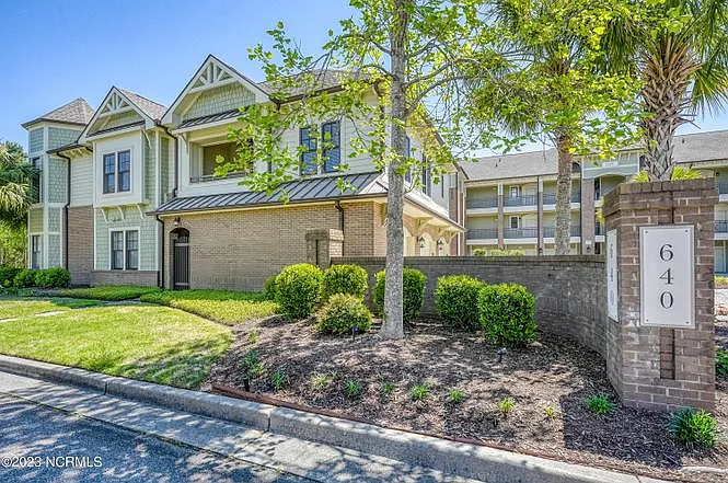 640 Village Park Dr #208 — Photo 4