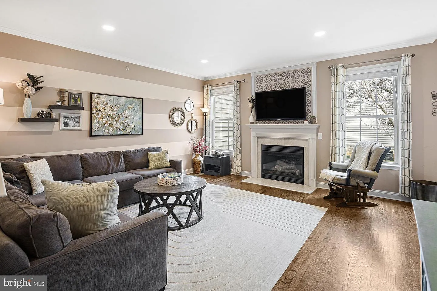 208 Clubhouse Ct photo 1