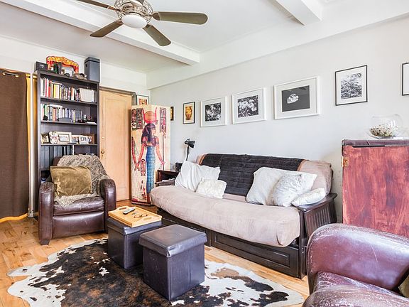 4th image of 433 W 34th St APT 5P