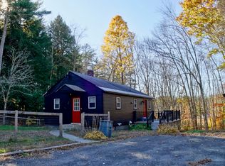 372 Forest Lake Rd, Winchester, NH 03470