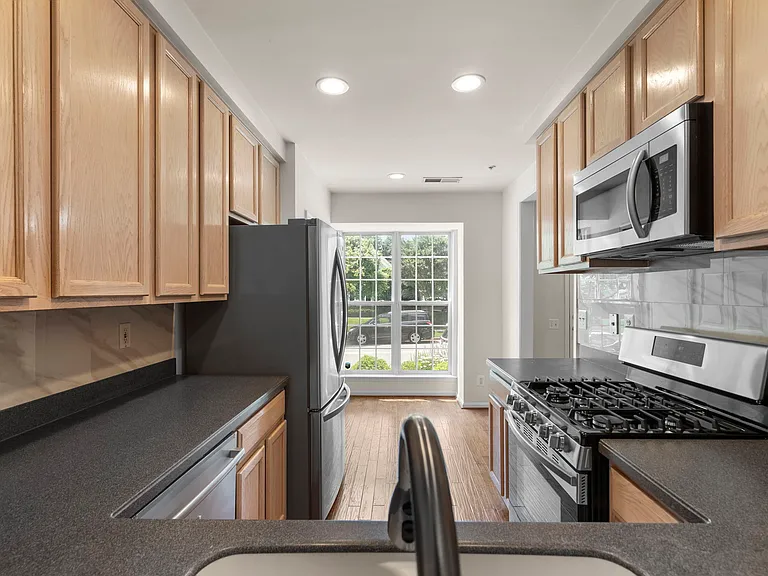 233 Jay Dr #93 — Photo 16