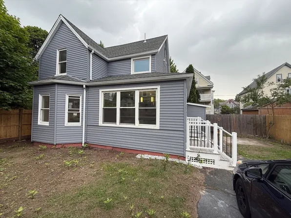 96 President St, Lynn, MA 01902