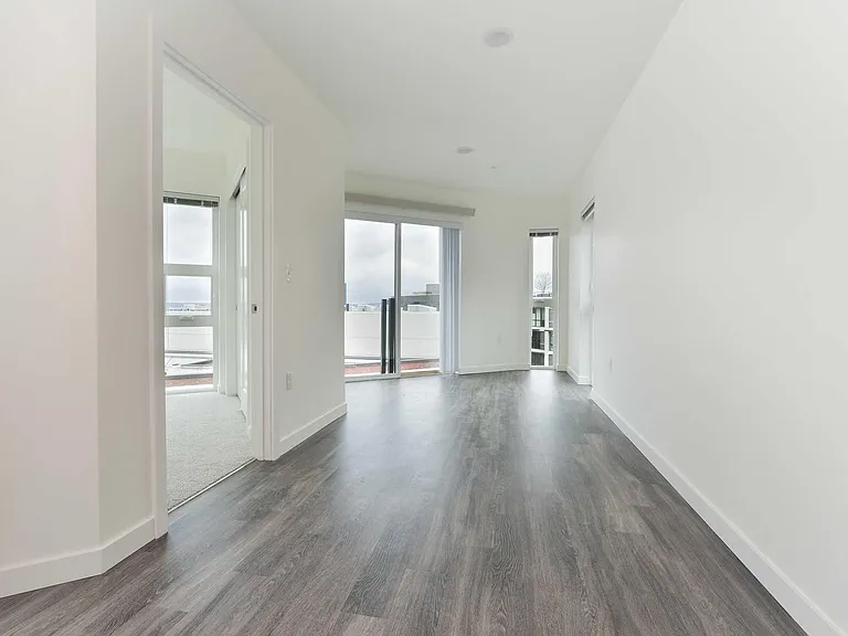 Encore Belltown Apartments — Photo 11